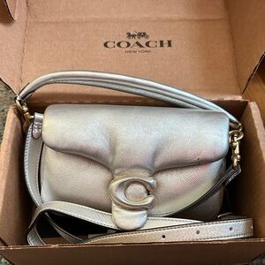Coach Pillow Tabby 18